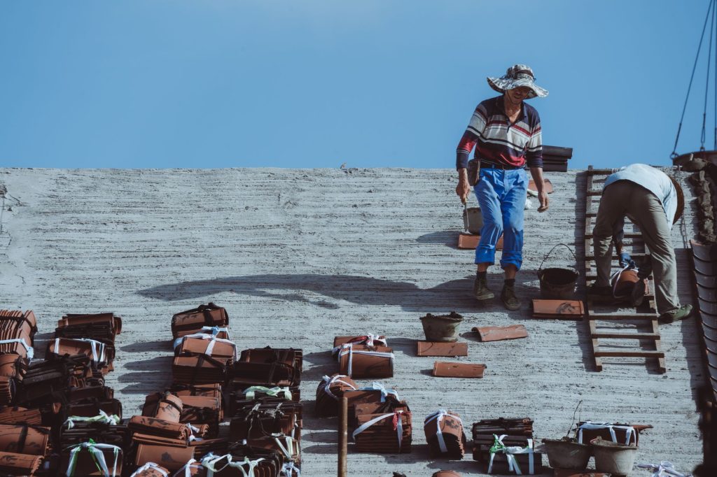 Dachsanierung & Reparatur